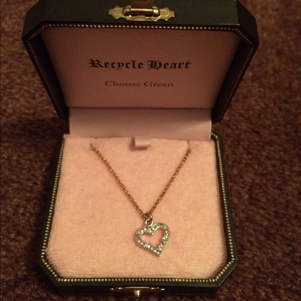 Juicy couture heart rhinestone necklace